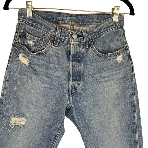 Levi’s 501 Original Cropped Womens Jeans Light Wash Distressed Vintage Wash 26 - Picture 3 of 16